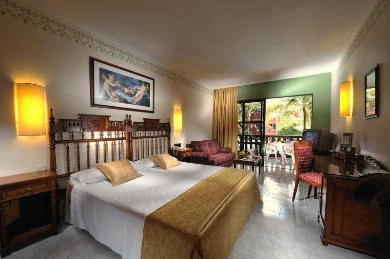 Adrián Hoteles Colón Guanahaní Adultos Only Costa Adeje  Esterno foto